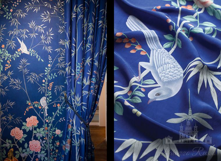 Ткани, шелковая тафта, дизайн ' Portman ' в стандартной цветовой гамме на синей шелковой тафте с,/ 2275, De Gournay